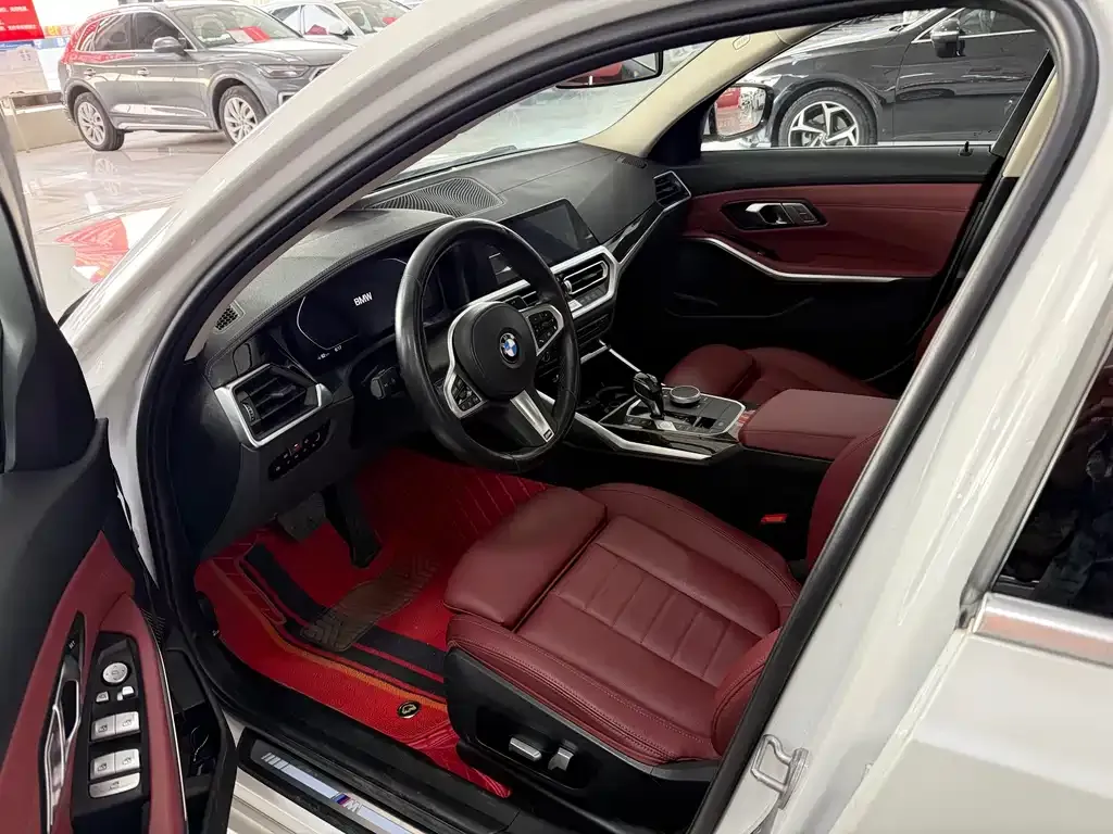 BMW 3 Series 2021 из CN, фото 7