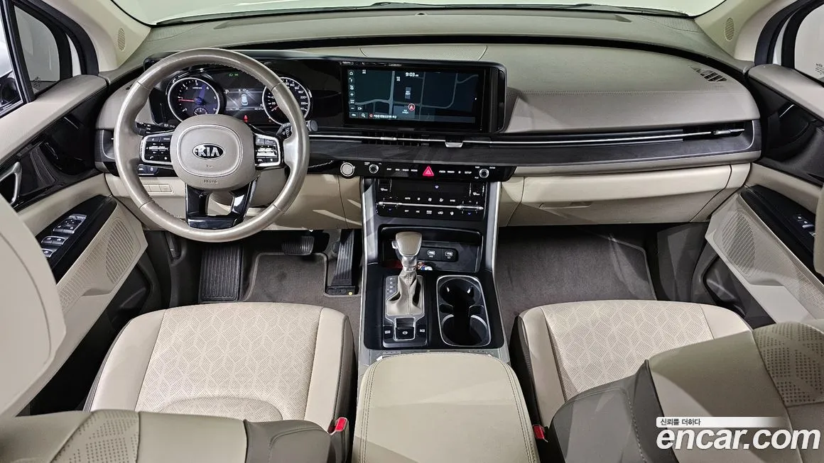 Kia Carnival — фото 7