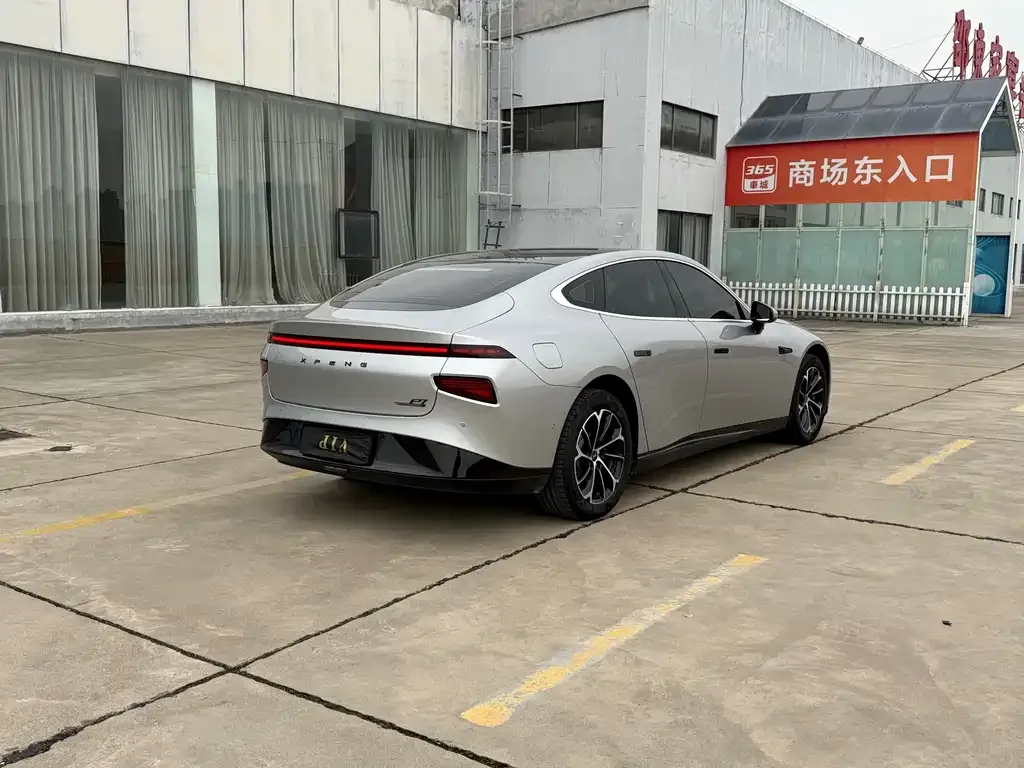 XPeng P7 2023 из CN, фото 3