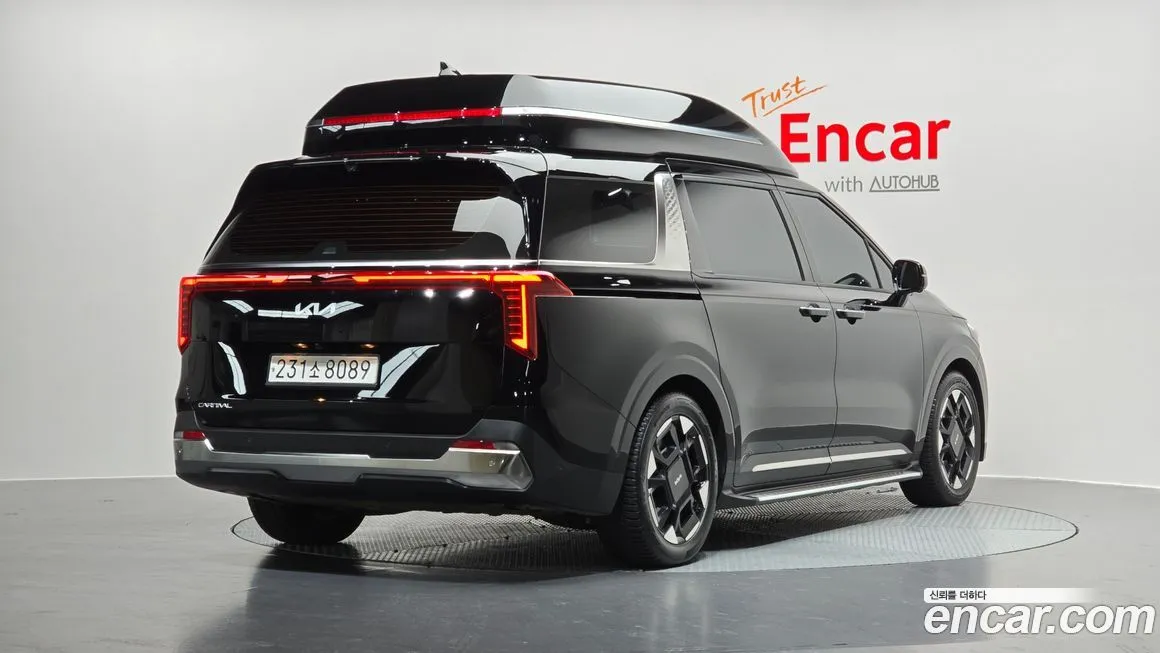 Kia Carnival — фото 10