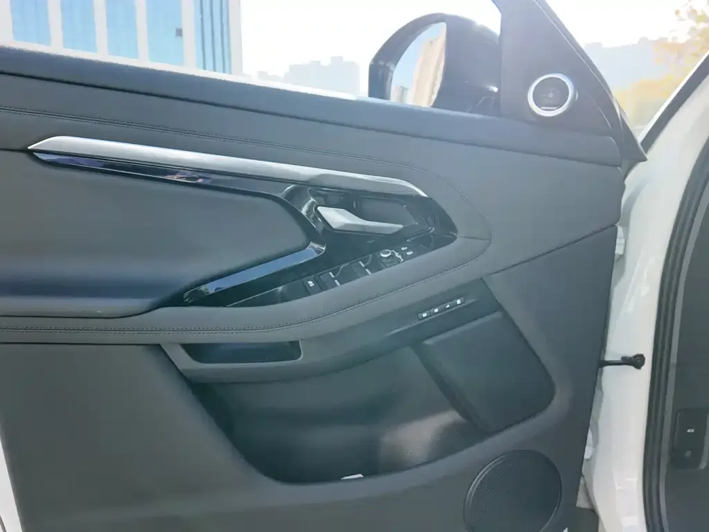 Land Rover Evoque — фото 2