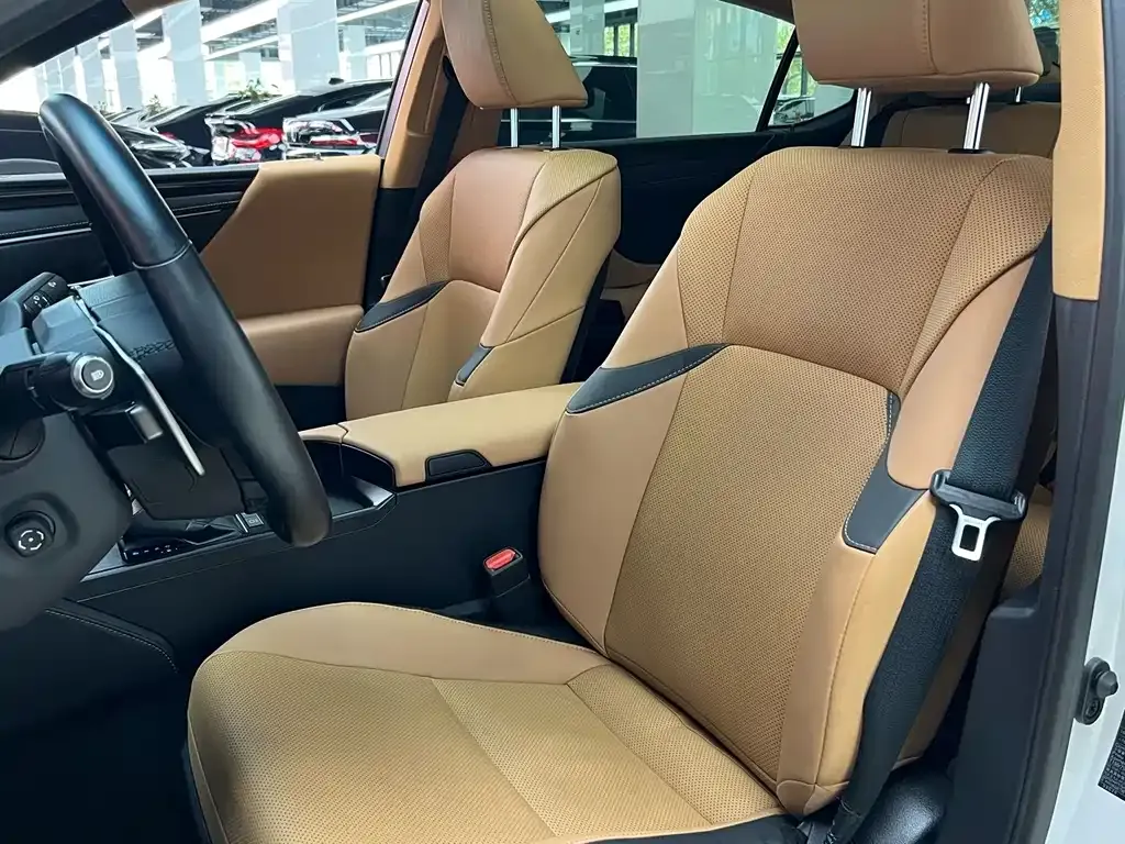 Lexus ES 2024 из CN, фото 7