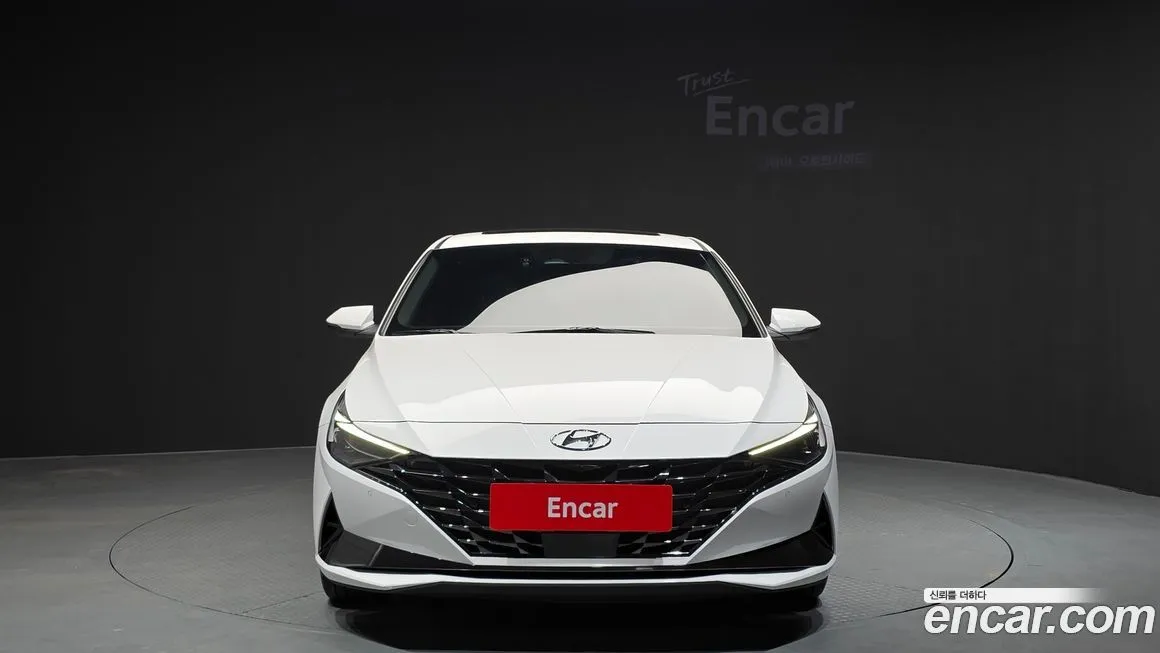 Hyundai AVANTE — фото 3