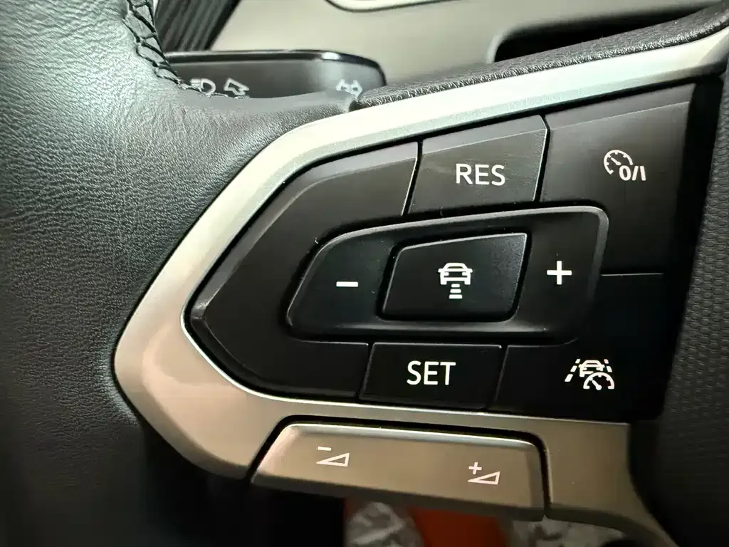 Volkswagen Tayron 2023 из CN, фото 4
