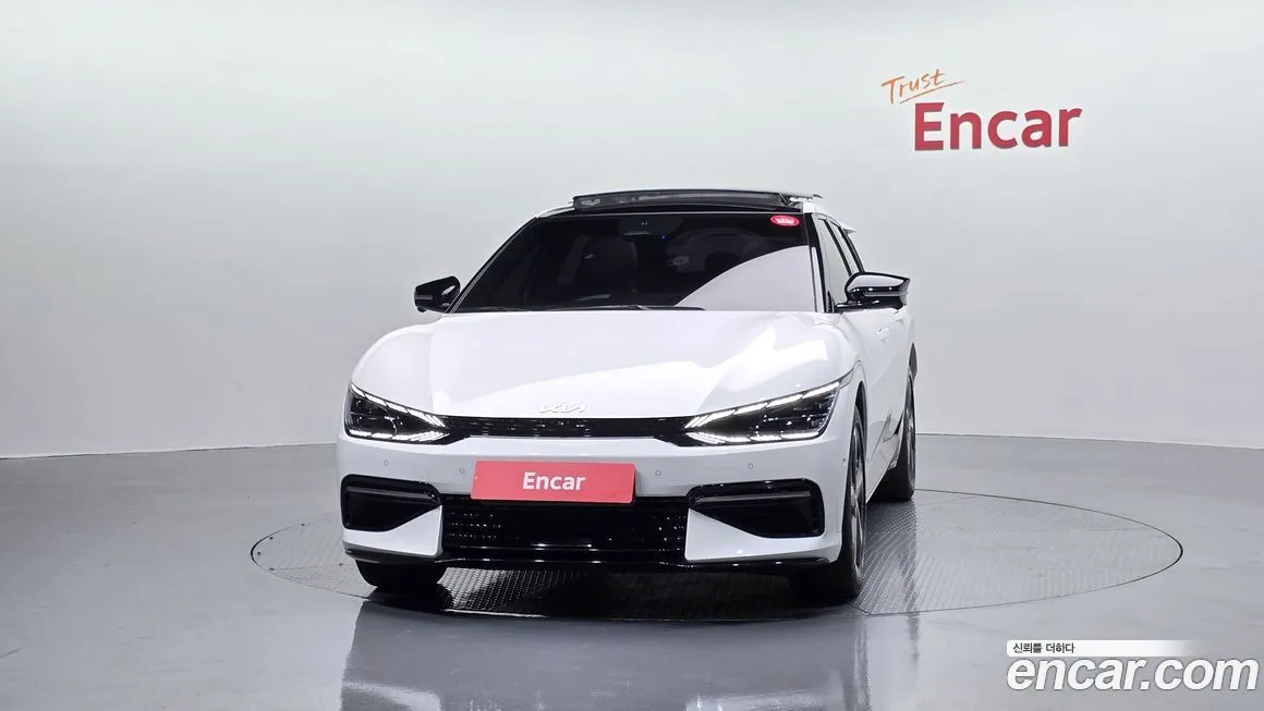 Kia EV6 2023 из KR, фото 9