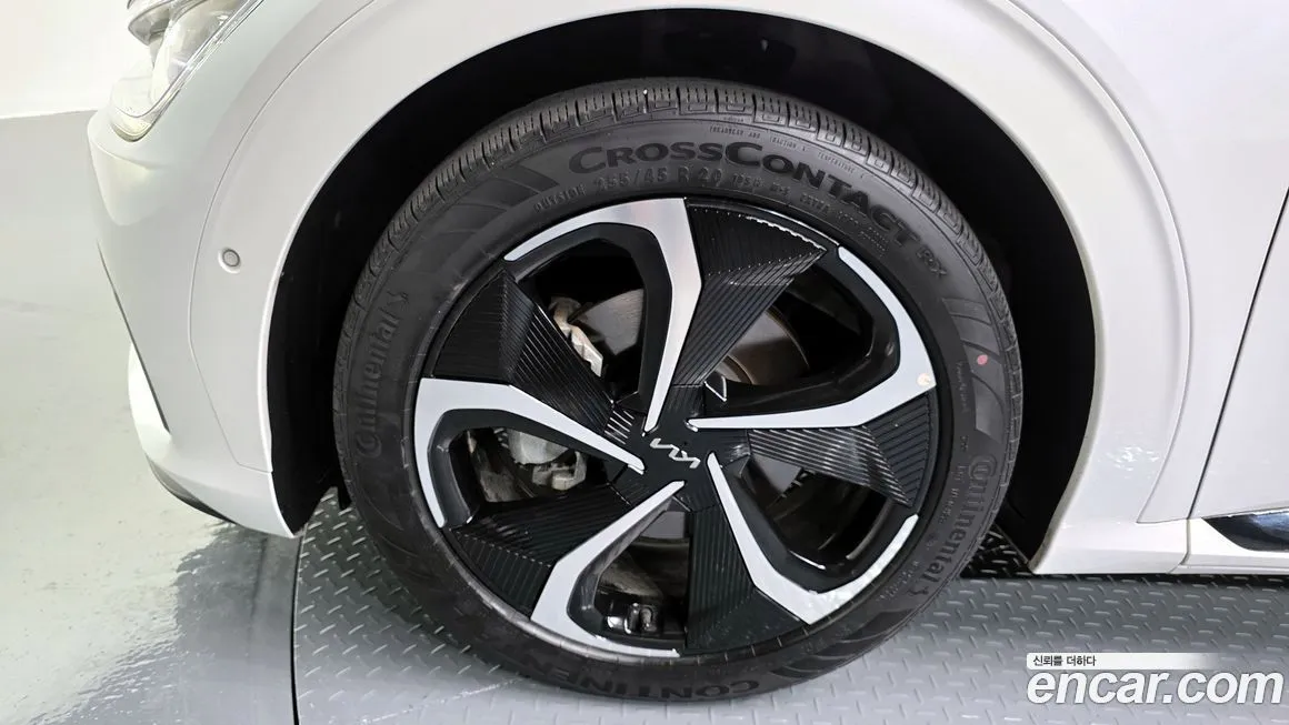 Kia EV6 2023 из KR, фото 4