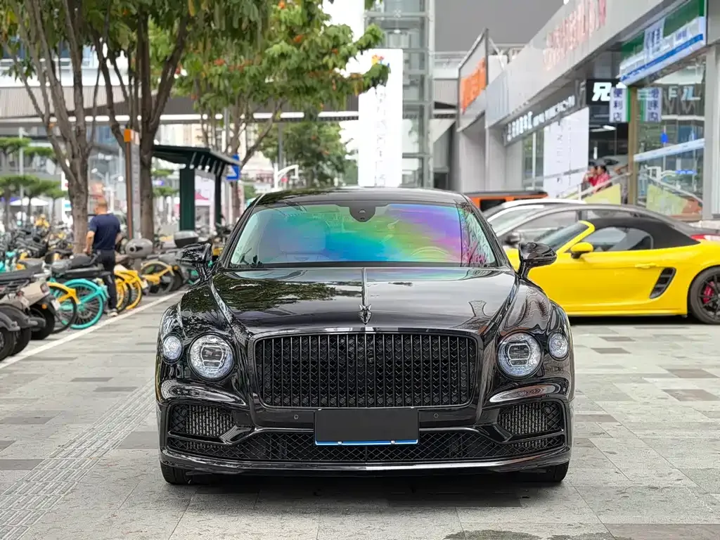 Bentley Flying Spur 2022 из CN, фото 4