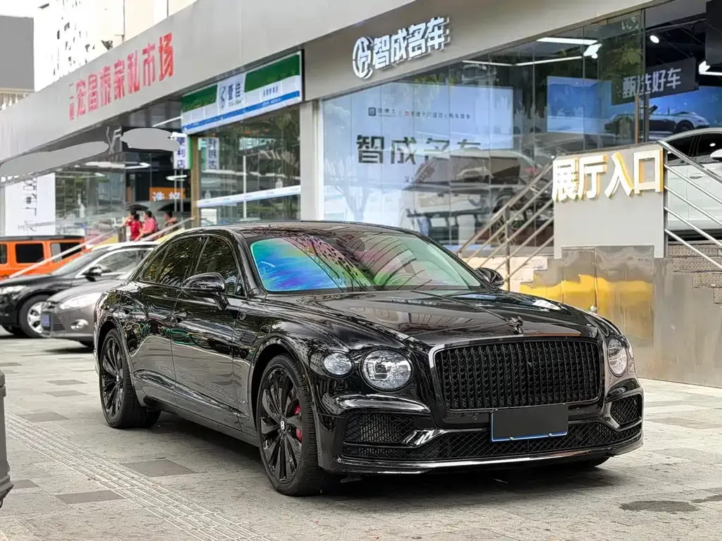 Bentley Flying Spur 2022 из CN, фото 5