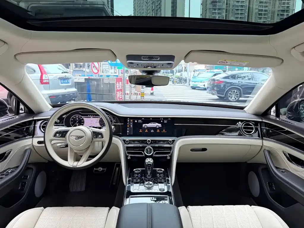 Bentley Flying Spur 2022 из CN, фото 2