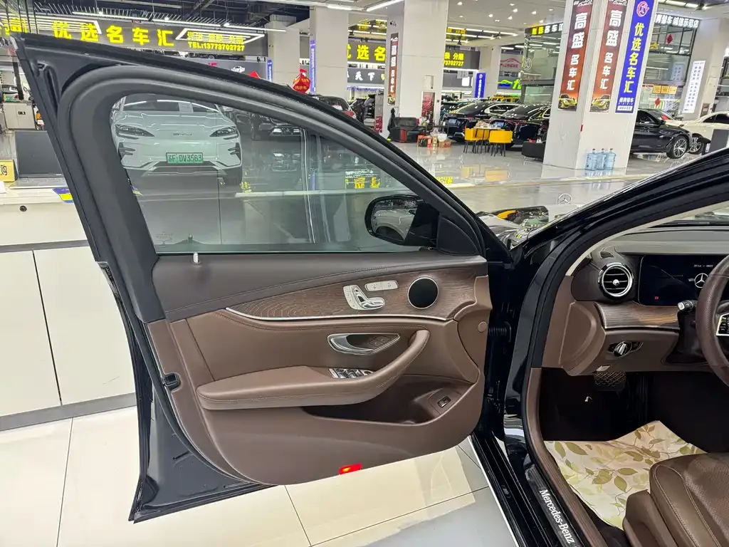 Mercedes-Benz E-Class 2021 из CN, фото 4