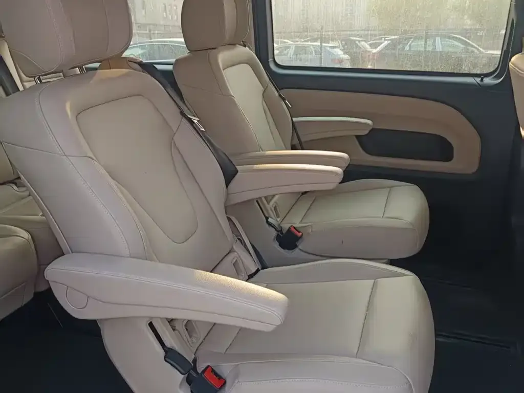 Mercedes-Benz Vito 2023 из CN, фото 3