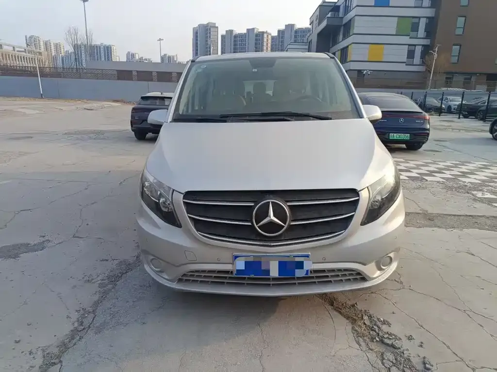 Mercedes-Benz Vito 2023 из CN, фото 7