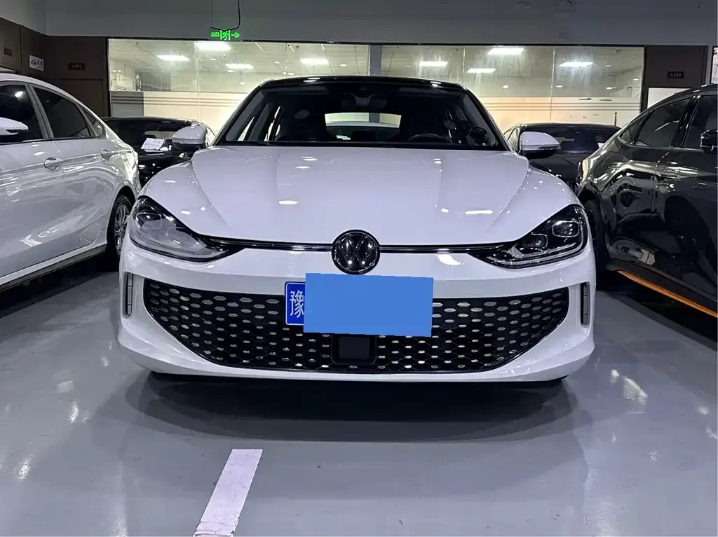Volkswagen Lamando 2024 из CN, фото 7