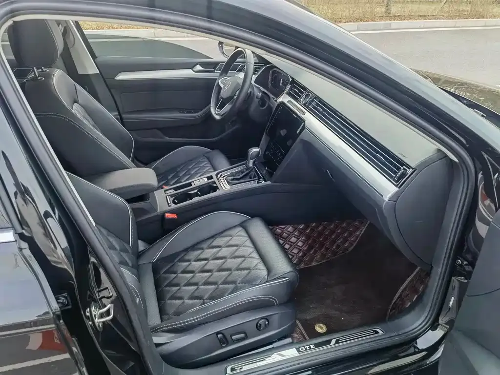 Volkswagen Magotan GTE PHEV 2022 из CN, фото 5