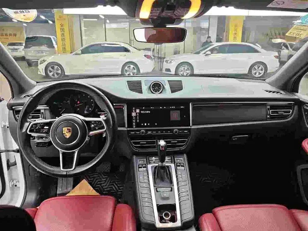 Porsche Macan 2021 из CN, фото 4