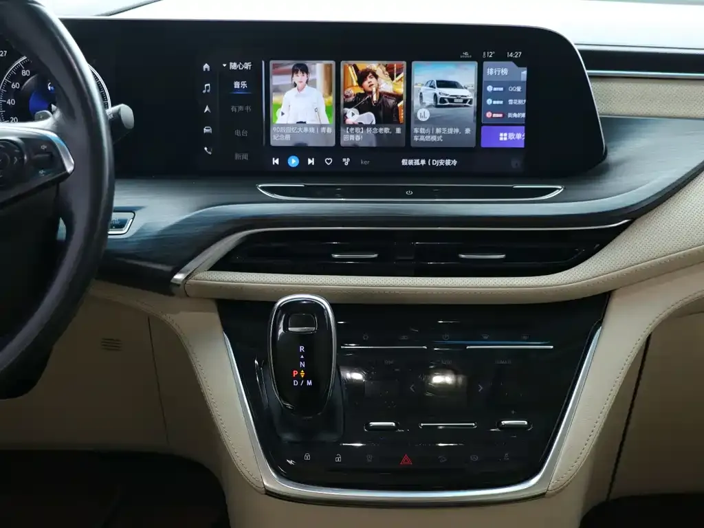 Buick GL8 2022 из CN, фото 10