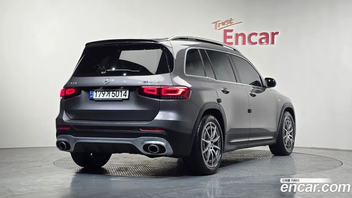 Mercedes-Benz GLB-Class — фото 8