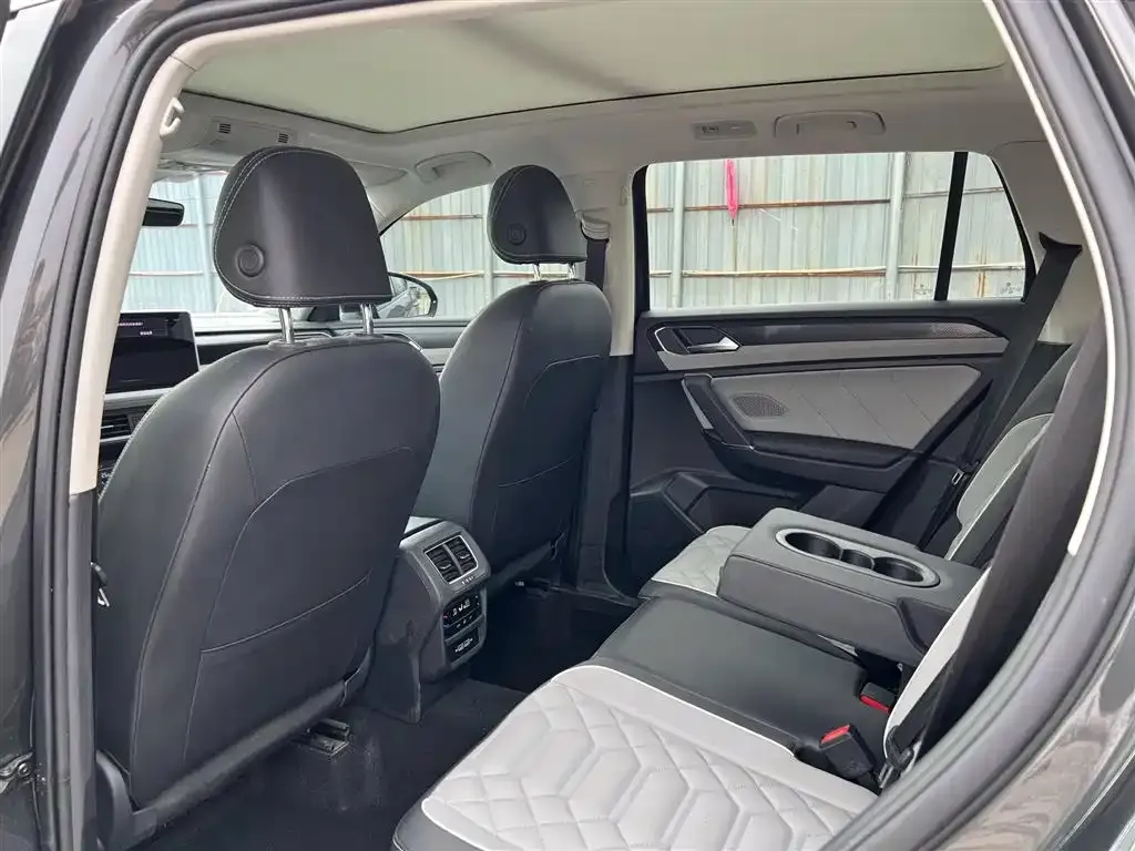 Volkswagen Tayron 2023 из CN, фото 4
