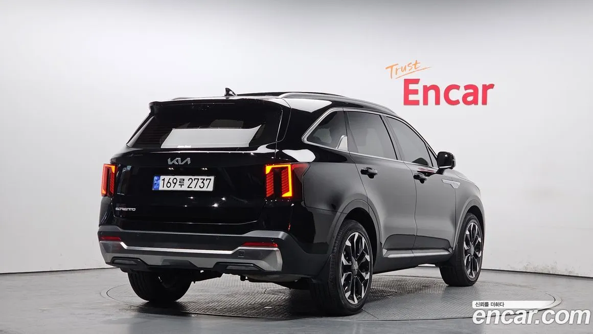 Kia Sorento — фото 4