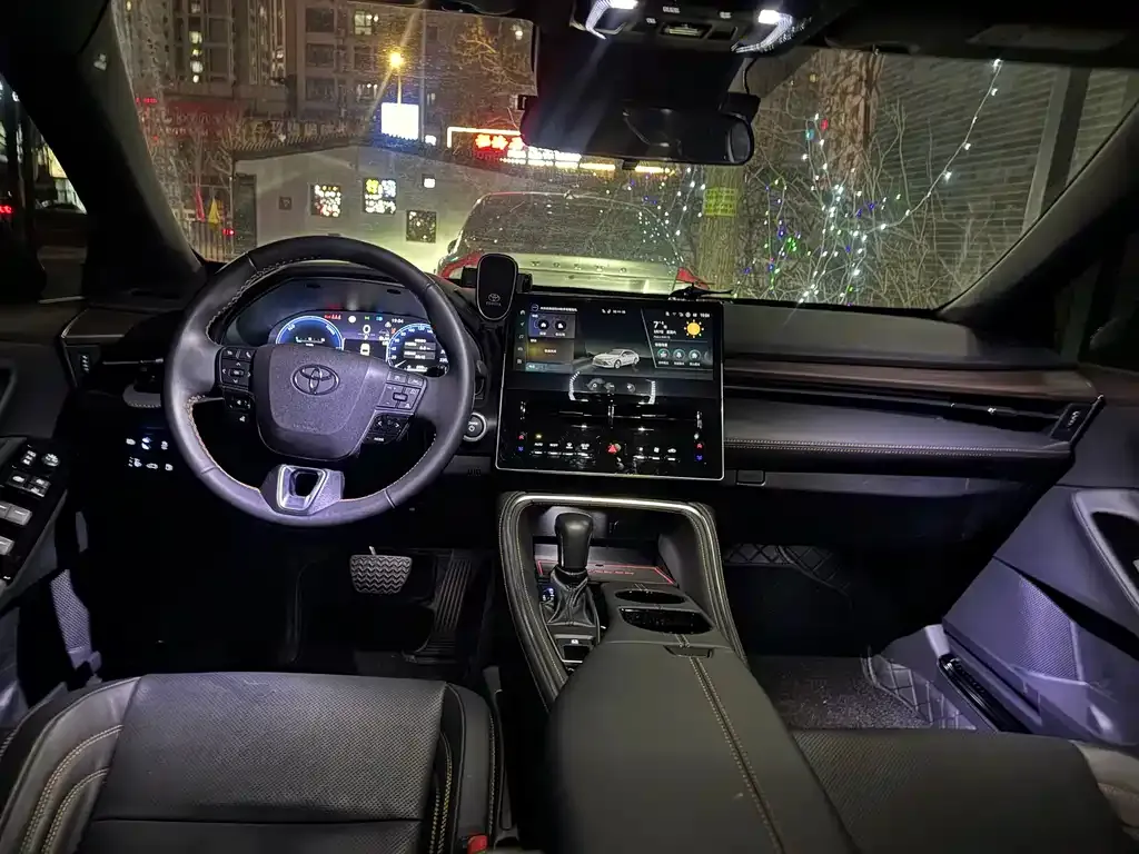 Toyota Avalon 2024 из CN, фото 4