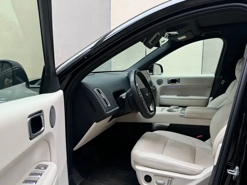Li Auto L6 2024 из CN, фото 2