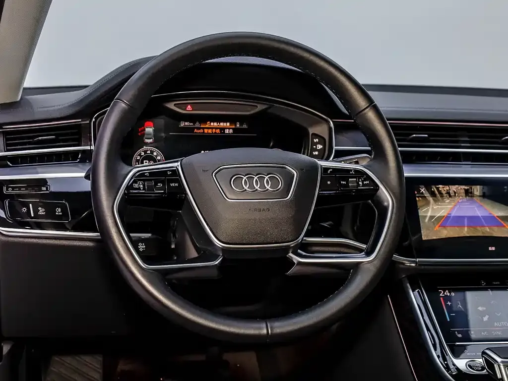 Audi A8 2022 из CN, фото 10