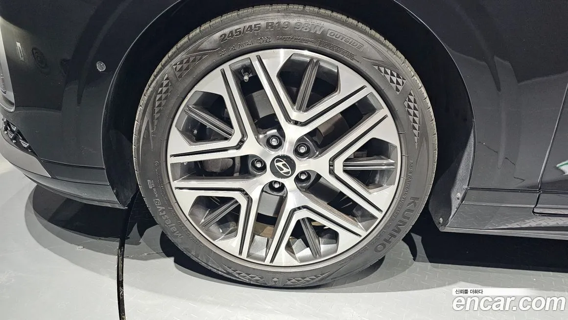 Hyundai Grandeur 2023 из KR, фото 9