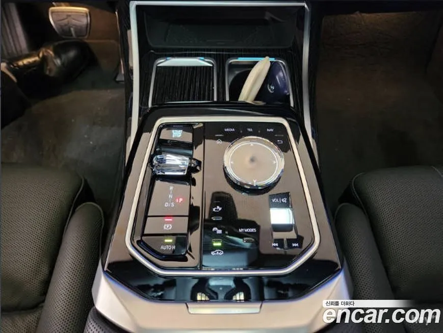 BMW 7-Series 2025 из KR, фото 10