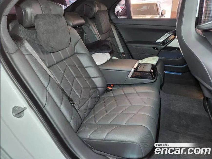 BMW 7-Series 2025 из KR, фото 9