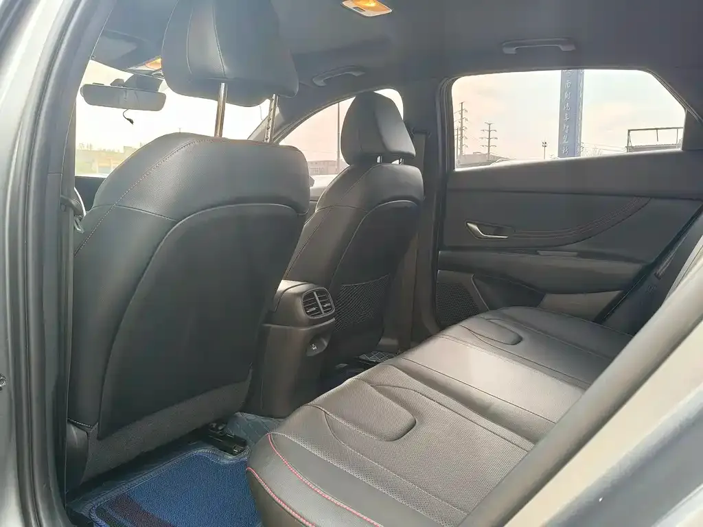 Hyundai Elantra 2022 из CN, фото 6