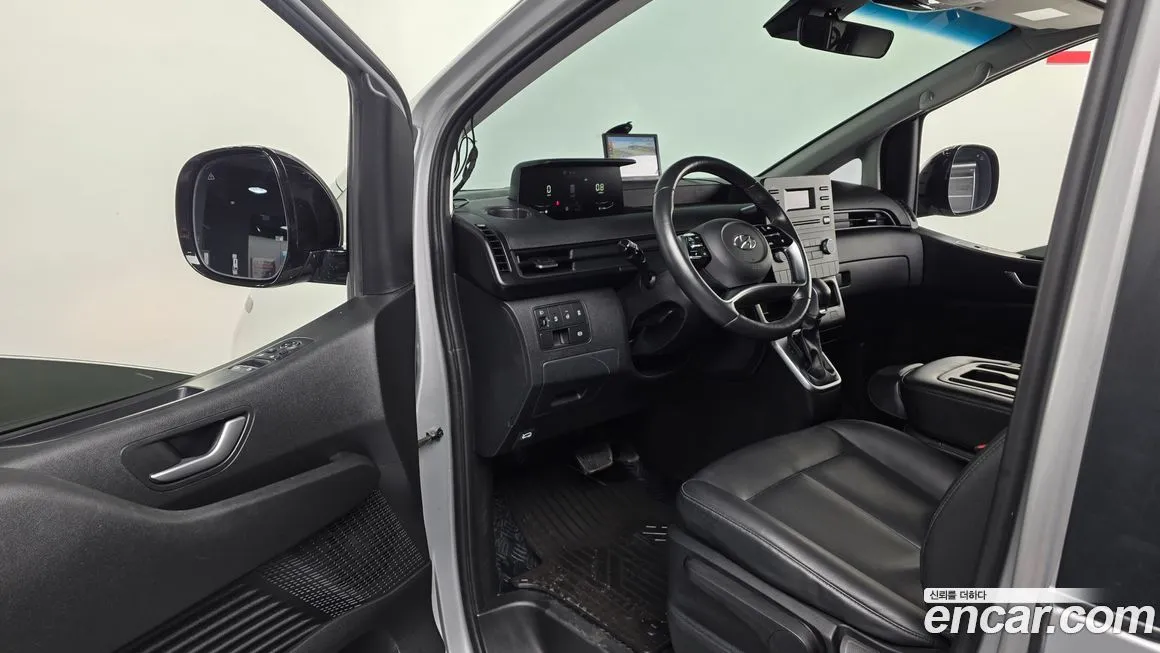 Hyundai Staria 2023 из KR, фото 5