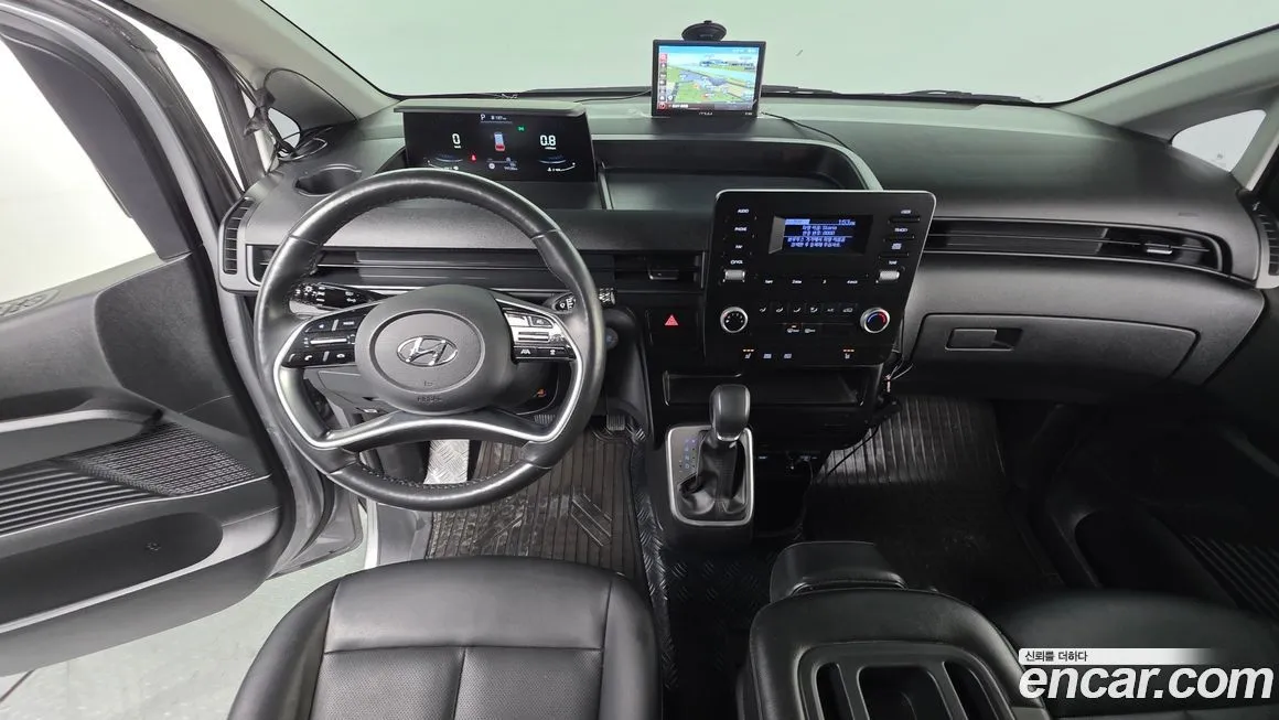 Hyundai Staria 2023 из KR, фото 10