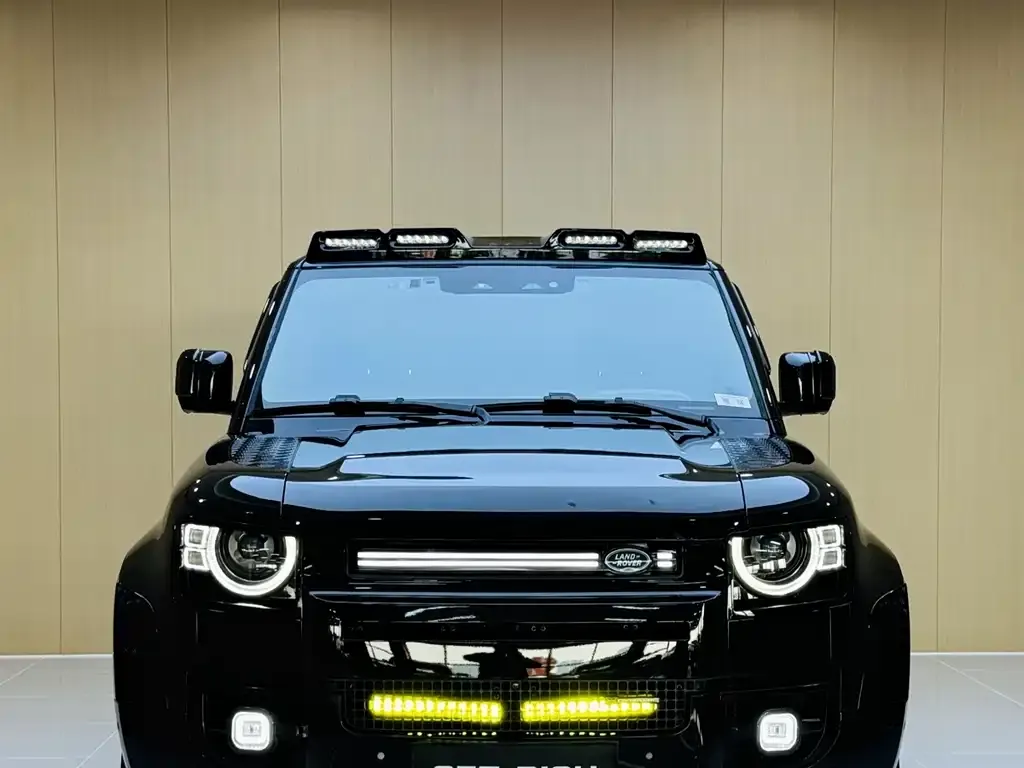 Land Rover Defender 2023 из CN, фото 3