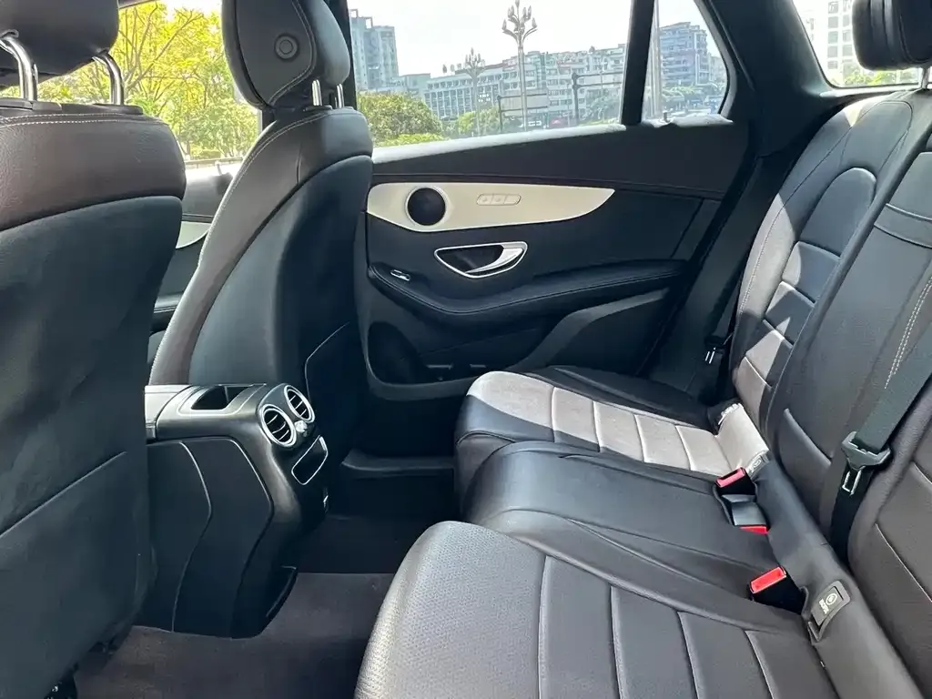 Mercedes-Benz GLC 2021 из CN, фото 8