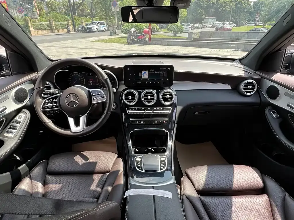 Mercedes-Benz GLC 2021 из CN, фото 6