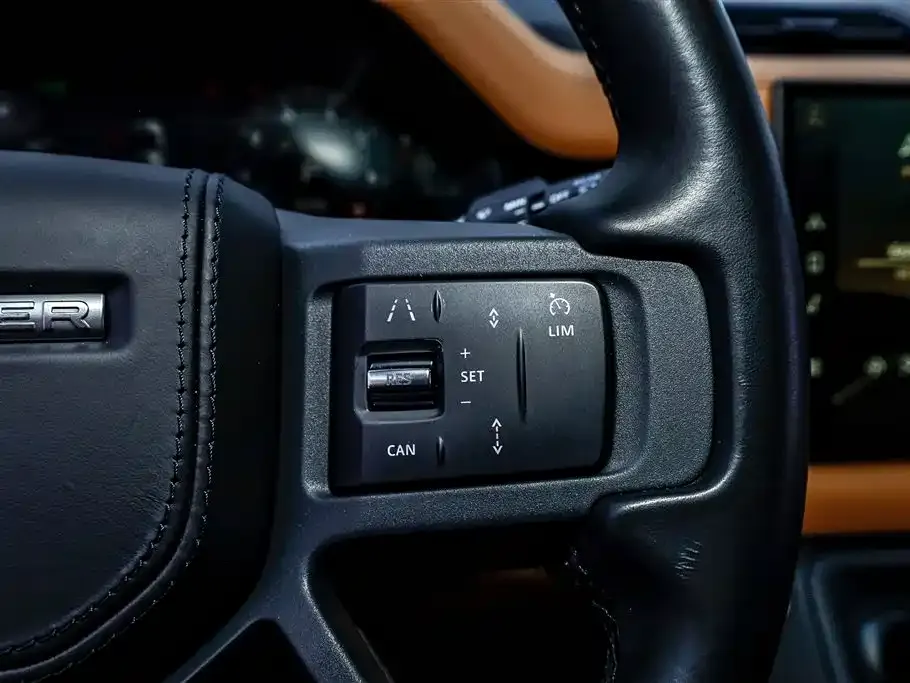 Land Rover Defender 2024 из CN, фото 8