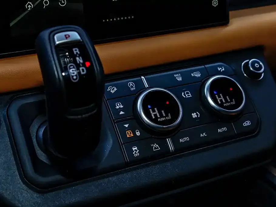 Land Rover Defender 2024 из CN, фото 4