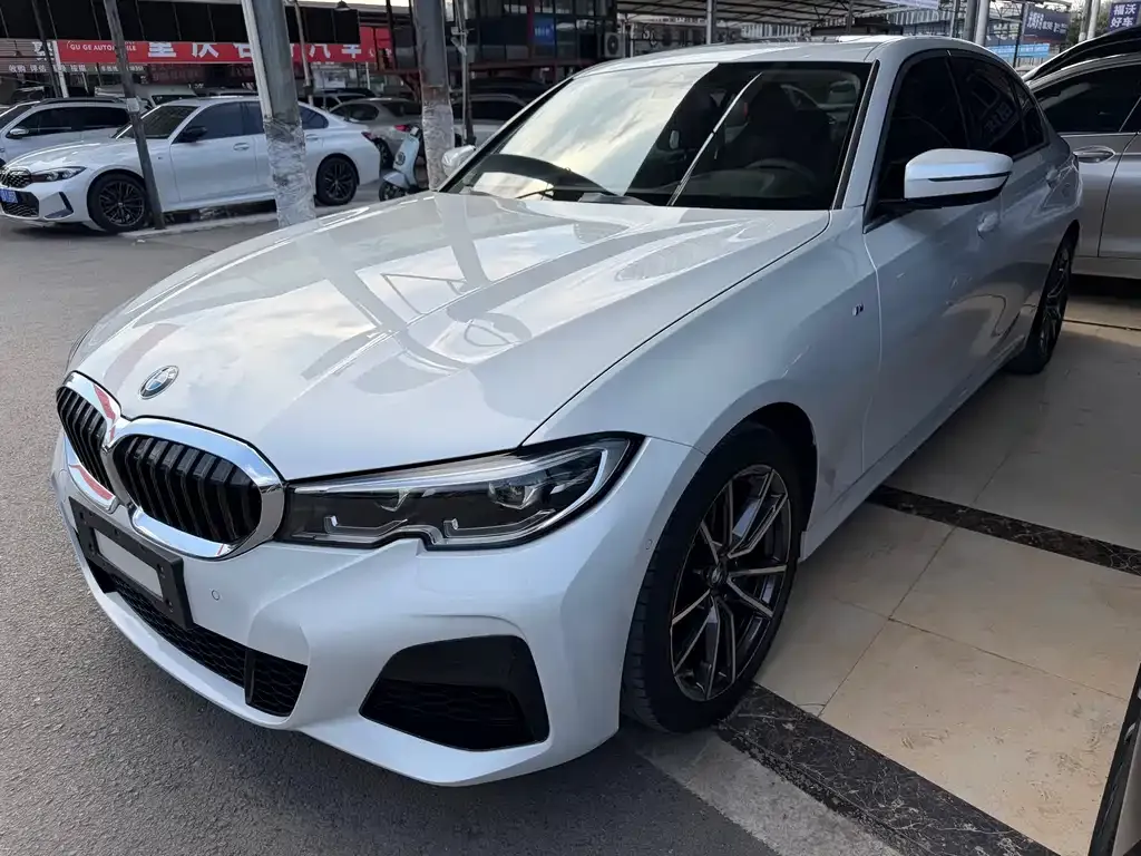 BMW 3 Series — фото 1