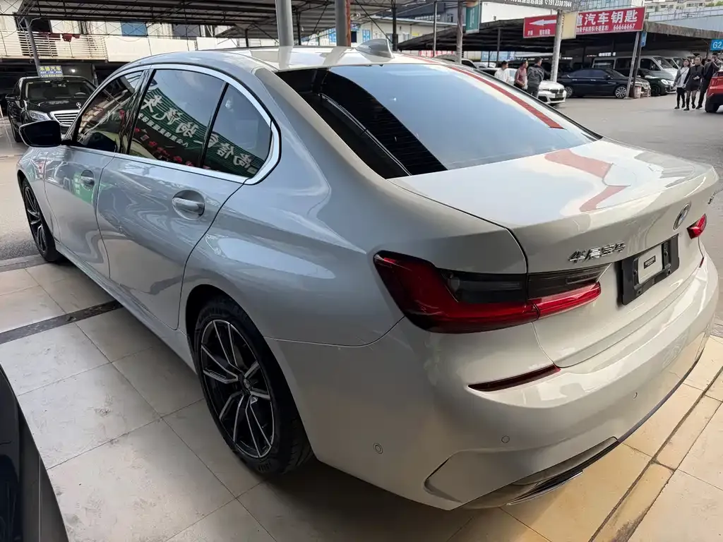 BMW 3 Series — фото 10