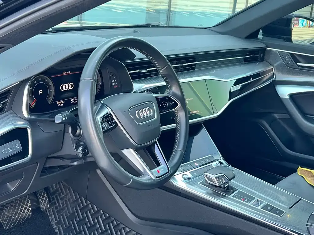 Audi A6L 2021 из CN, фото 7