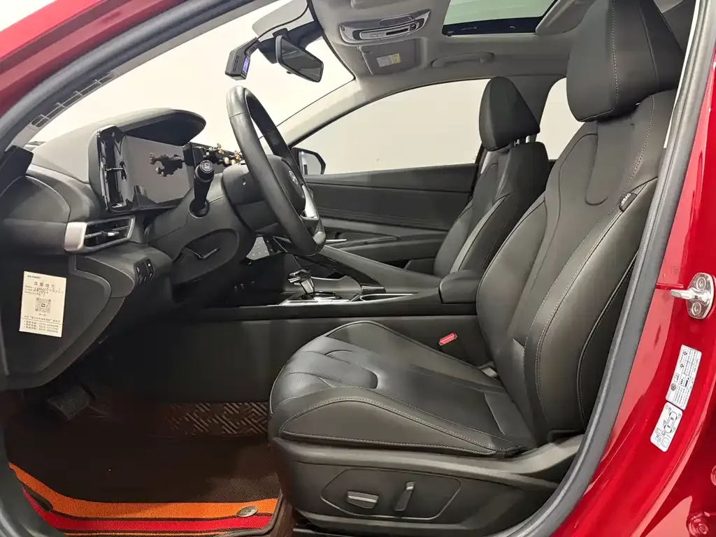 Hyundai Elantra 2021 из CN, фото 3