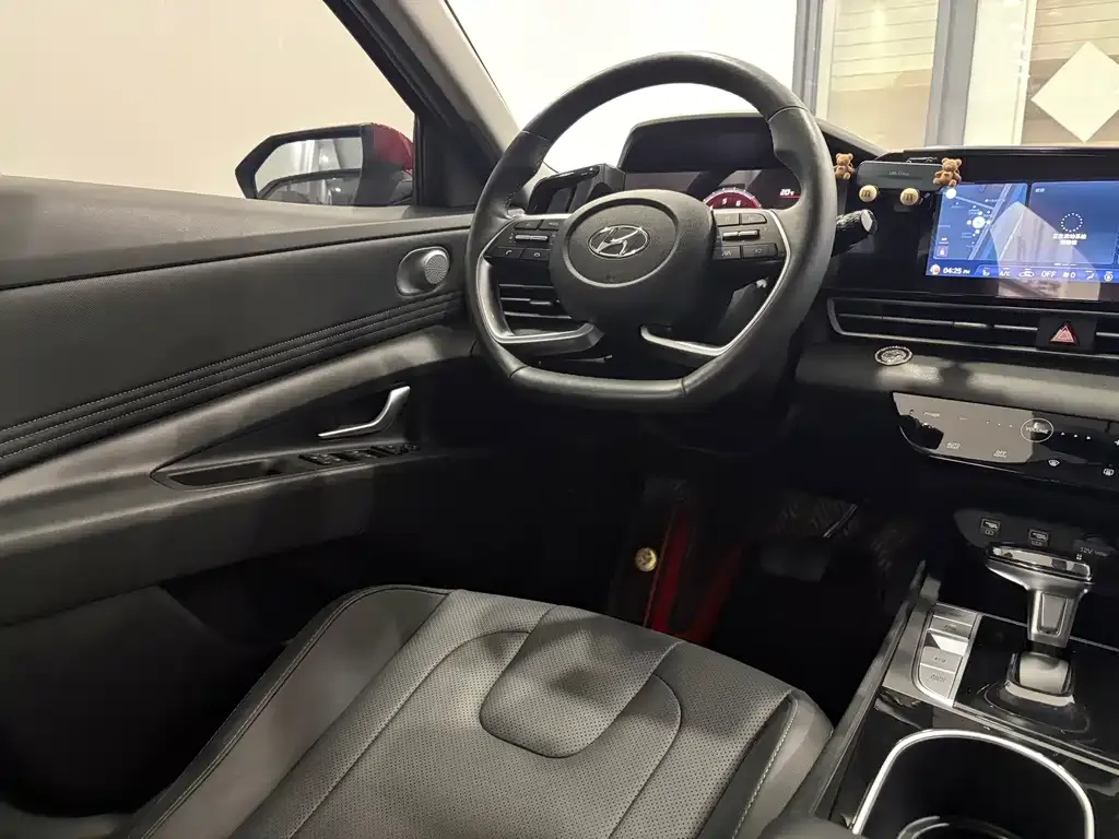 Hyundai Elantra 2021 из CN, фото 4