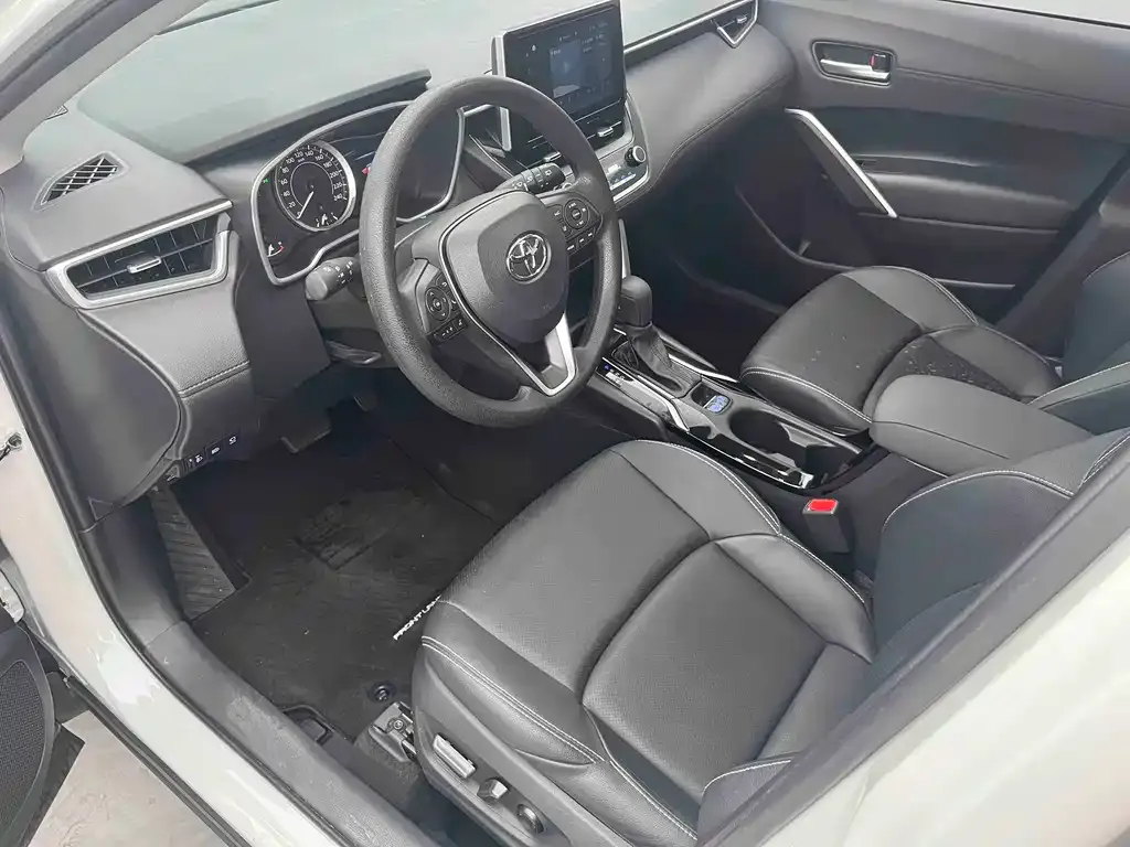 Toyota Frontlander 2022 из CN, фото 10