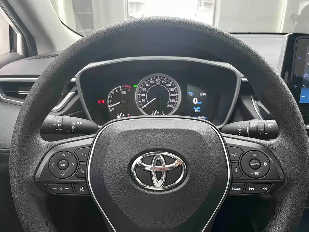 Toyota Frontlander 2022 из CN, фото 9