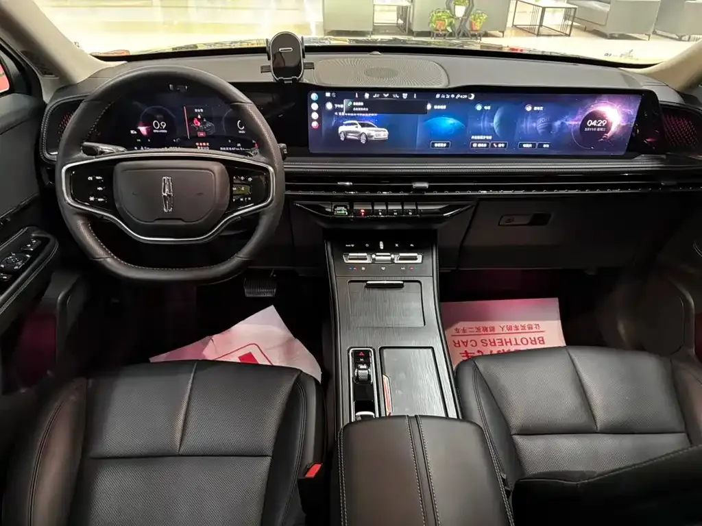 Lincoln Corsair 2025 из CN, фото 8