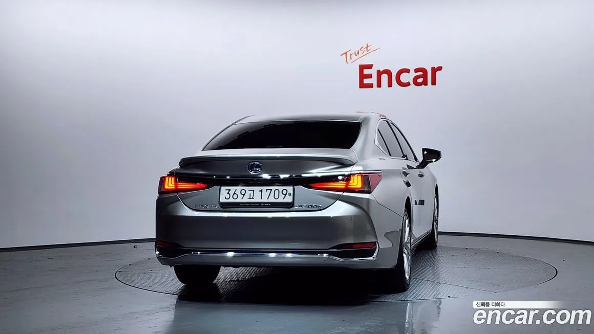 Lexus ES 2021 из KR, фото 8