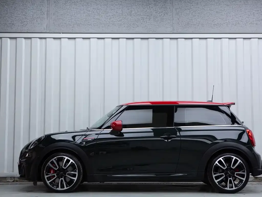MINI JCW (John Cooper Works) 2023 из CN, фото 2