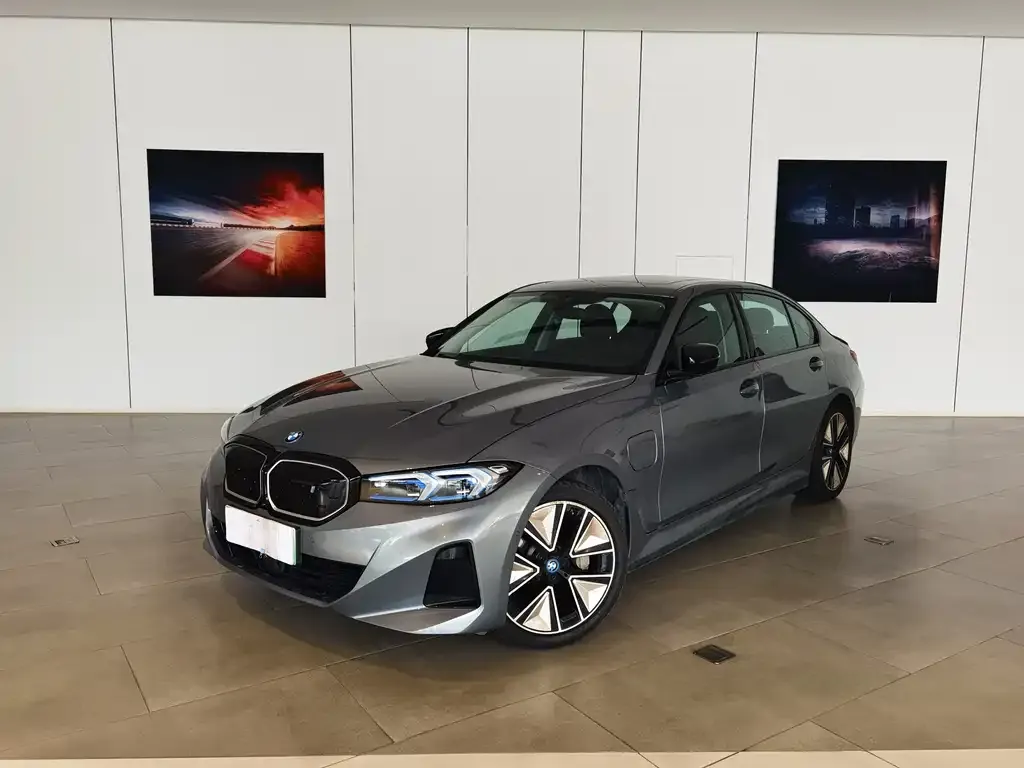 BMW i3 — фото 1