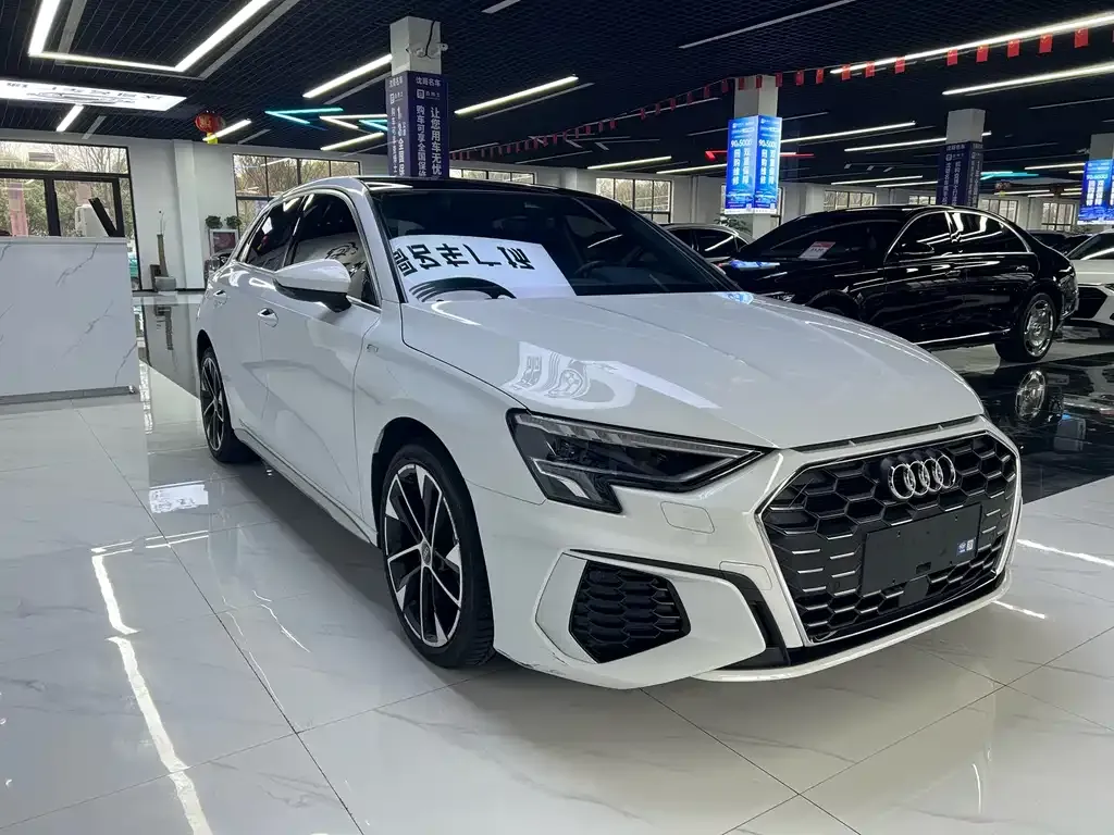 Audi A3 2023 из CN, фото 5