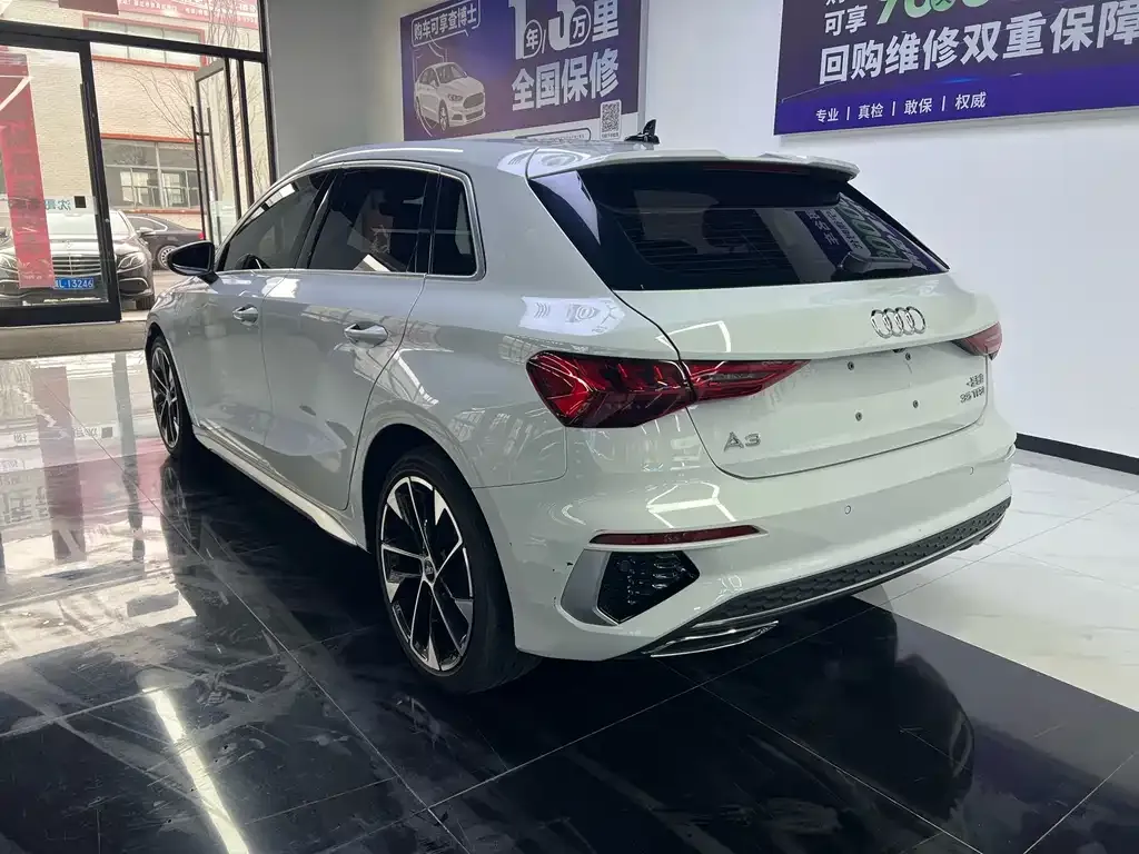Audi A3 2023 из CN, фото 3